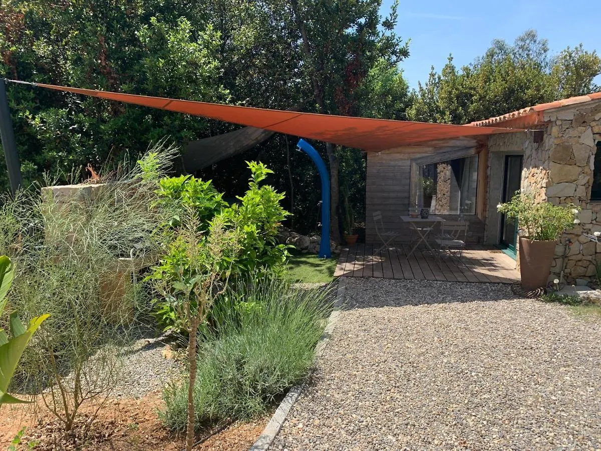 Villa Cabanon à Sanary-sur-Mer 0*,