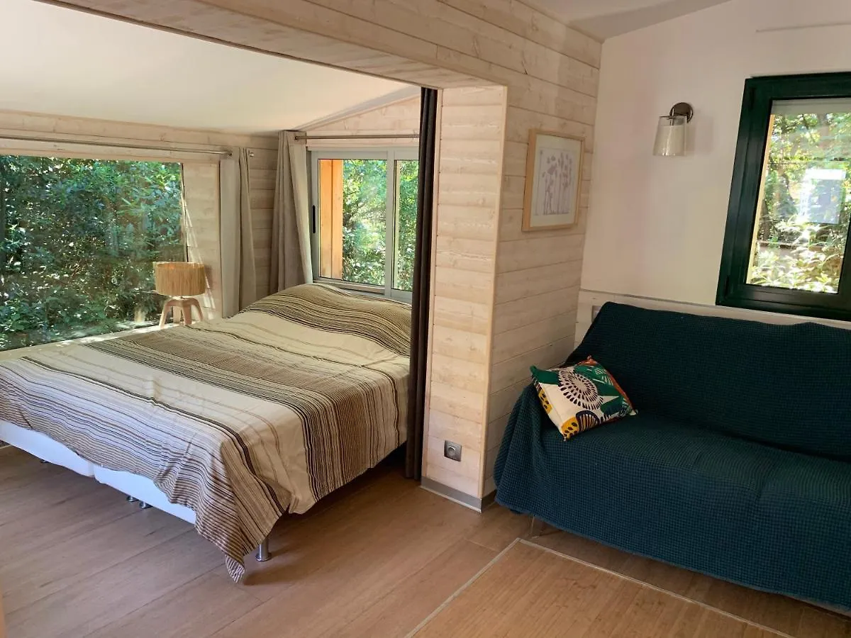 Villa Cabanon à Sanary-sur-Mer 0*,